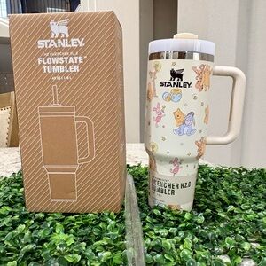 Winnie the Pooh Stanley Flowstate Tumbler